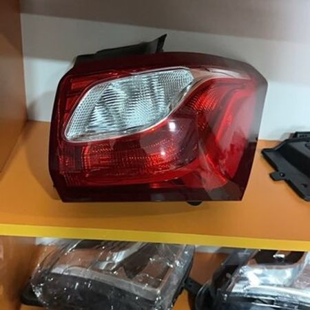 Chevrolet Equinox stop işığı – Ehtiyat hissələri – ucuztap.az