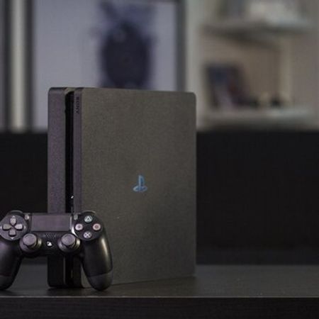 Oyun konsolu Sony PlayStation 4 slim 9.00 – Bakı – ucuztap.az