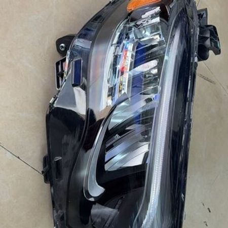 Mercedes W214 farası – Ehtiyat hissələri – ucuztap.az