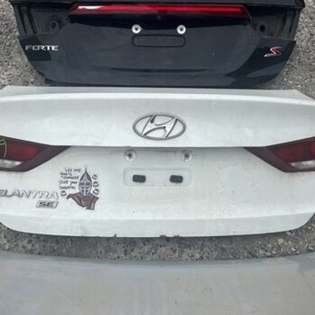 Hyundai Elantra 2017 baqajı – Ehtiyat hissələri – ucuztap.az