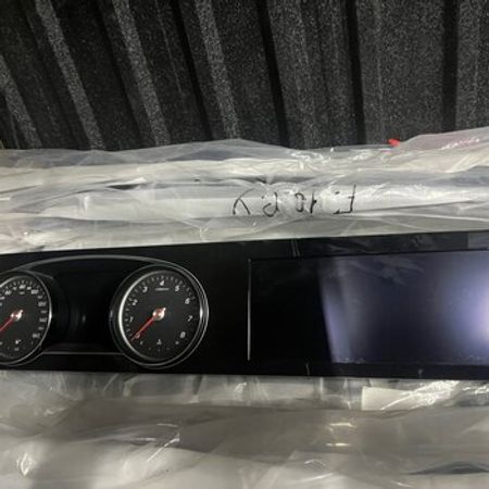Mercedes W213 2015-2019 monitoru – Bakı – ucuztap.az