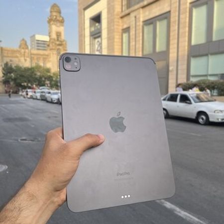 Apple iPad Pro 11Inch M4 Black 256 GB – Bakı – ucuztap.az