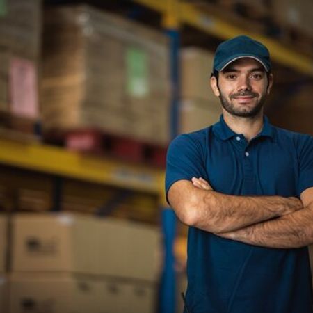 Anbardar köməkçisi tələb olunur – Bakı – ucuztap.az