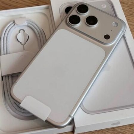 Apple iPhone 17 Pro Max Silver 256GB/12GB – Bakı – ucuztap.az