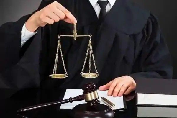 Vəkil və hüquq xidmətlərinin göstərilməsi – Bakı – ucuztap.az
