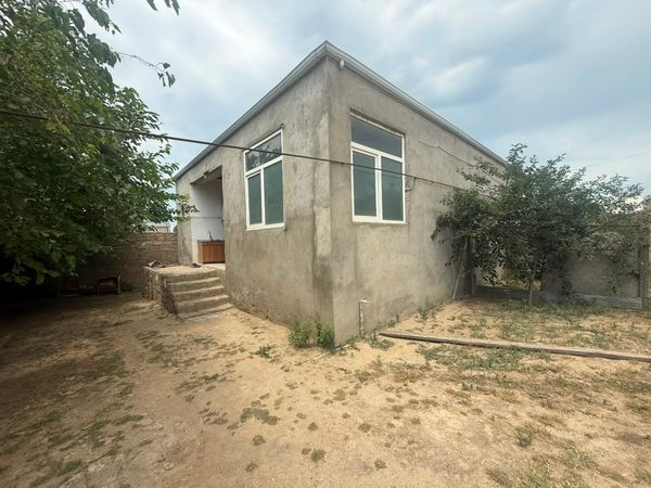 Bağ evi, 80 m², Koroğlu Rəhimov küç., Bakı – Villalar, bağ evləri – ucuztap.az