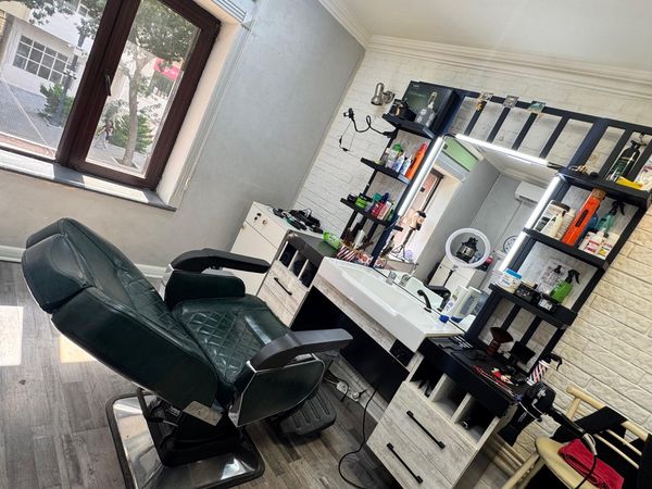 Satılır – Türkiyə Istehsalı Bərbər Salonu Dəsti – Mebel və interyer – ucuztap.az