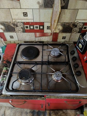 Quraşdırılan qaz plitəsi – 4 gözlü – Bakı – ucuztap.az