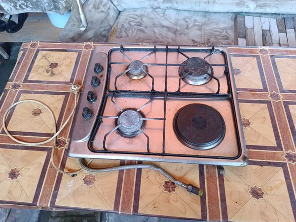Quraşdırılan Qaz Plitəsi – 4 Gözlü – Bakı – ucuztap.az