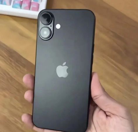 Apple iPhone 16 Plus Qara 128 GB/8 GB – Bakı – ucuztap.az