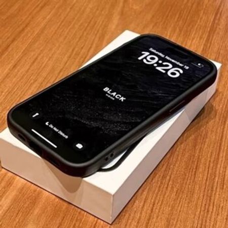 Apple iPhone 17 Pro case – Telefonlar – ucuztap.az