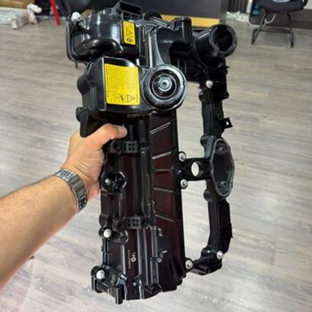 BMW F10 mühərrikin üst qapağı – Ehtiyat hissələri – ucuztap.az