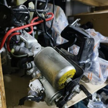 Toyota ABS bloku – Ehtiyat hissələri – ucuztap.az