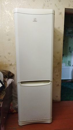 Indesit İki kameralı – Bakı – ucuztap.az