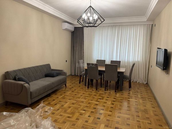 3 Otaqlı mənzil kirayə verilir, 100 m², Həsən Əliyev küç., Bakı – Mənzillər – ucuztap.az