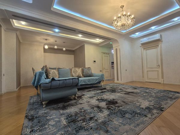 3 Otaqlı mənzil, 112 m², Razin, Bakıxanov ticarət evinin (Talkuçkanın) yanı – Bakı – ucuztap.az