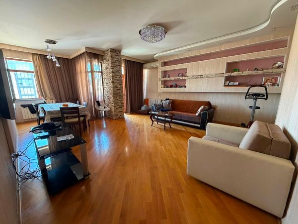 3 Otaqlı mənzil, 138 m², Cəlil Məmmədquluzadə küç., Bakı – Mənzillər – ucuztap.az