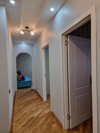 3 Otaqlı mənzil, 113 m², Razində, Stimul hospital yaxınlığı, Ülvi şadlıq sarayının yanında, Bakı – Bakı – ucuztap.az