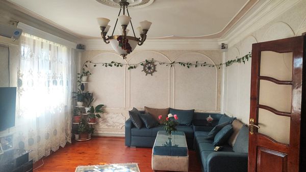 4 Otaqlı mənzil, 110 m², Razin, 11 nömrəli poliklinikanın yanında, Bakı – Bakı – ucuztap.az
