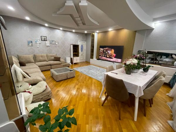 3 Otaqlı mənzil, 135 m², Şərifzadə küç., Bakı – Bakı – ucuztap.az