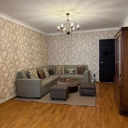 2-Otaqlı mənzil kirayə verilir, Şəmsi Bədəlbəyli küç., 65 m² – Mənzillər – ucuztap.az