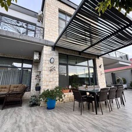 Villa, Badamdar qəs. – Bakı – ucuztap.az