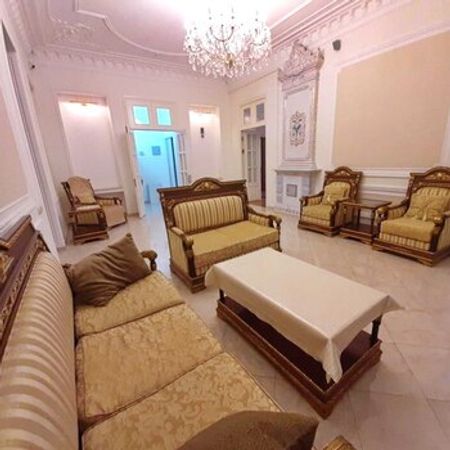 4-Otaqlı mənzil kirayə verilir, Z.Əliyeva küç., 175 m² – Kirayə verilir – ucuztap.az