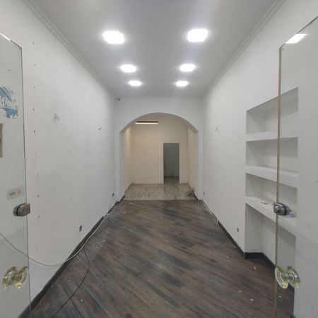 Obyekt icarəyə verilir, 43 m², Nesimi r. 28 May küç, Bakı – Obyektlər və ofislər – Bakı – ucuztap.az