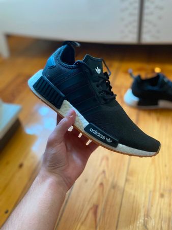 Adidas — Ölçü: 42, Qara – Bakı – ucuztap.az