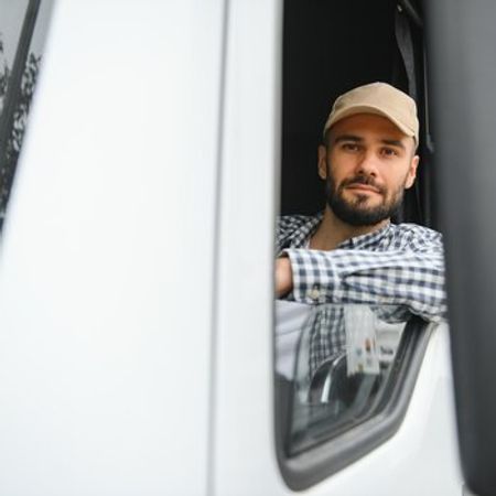 Sürücü tələb olunur – Bakı – ucuztap.az