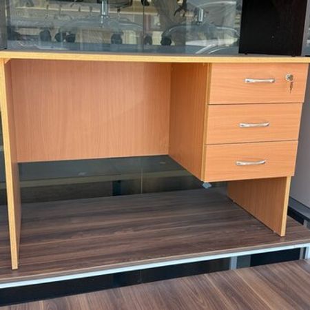 Ofis masası – Bakı – ucuztap.az