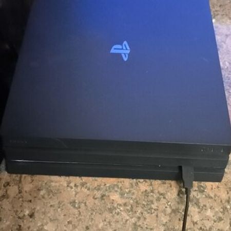 PlayStation 4 pro 8.5 versiya – Bakı – ucuztap.az