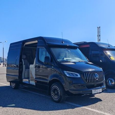 Hava limanı premium Mercedes Sprinter transfer – VIP qarşılama xidməti – Bakı – ucuztap.az