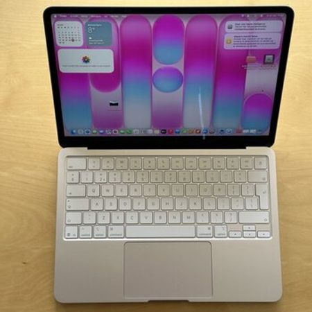 Apple Macbook Neo 256 GB Silver – Bakı – ucuztap.az