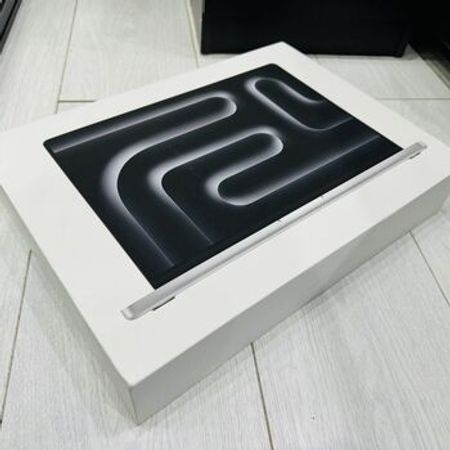 Apple MacBook Pro 14 inch 16GB/1TB Silver (2025) – Bakı – ucuztap.az