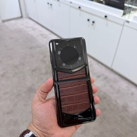 Vertu Ironflip Alligator Skin Amber Brown 512GB/12GB – Bakı – ucuztap.az