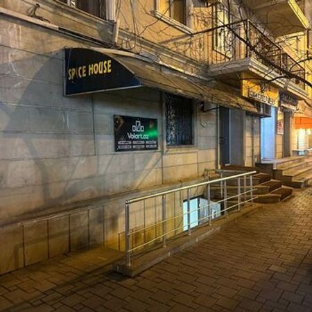 Obyekt icarəyə verilir, Xəqani küç. – İcarəyə verilir – ucuztap.az