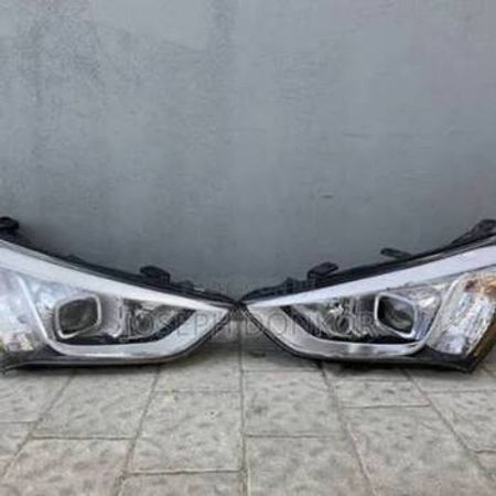 Hyundai Santa Fe 2013 on farası – Ehtiyat hissələri – ucuztap.az