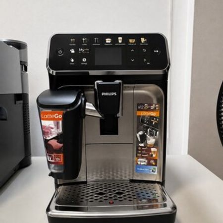 Qəhvə maşını Philips 5400 Series LatteGo EP5447/90 – Bakı – ucuztap.az