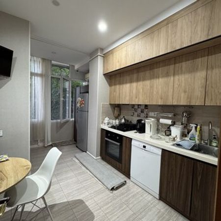 3-Otaqlı mənzil, 28 May m., 77 m² – Bakı – ucuztap.az