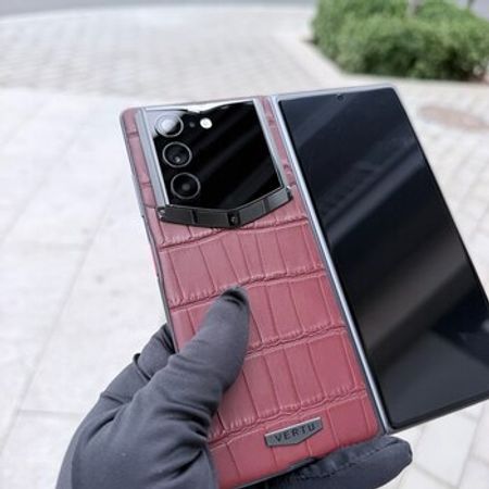 Vertu Alpha Fold Amber Brown 1 TB 2026 – Bakı – ucuztap.az