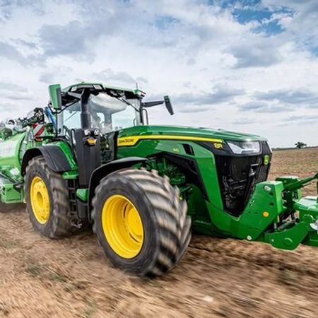 Traktor John Deere 8R 280 – Bağ və bostan – ucuztap.az