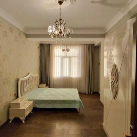 3-Otaqlı yeni tikili kirayə verilir, Gənclik m., 140 m² – Yeni tikili – ucuztap.az