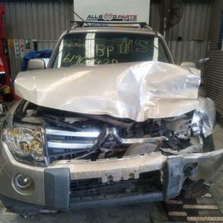Mitsubishi Pajero ehtiyat hissələri – Ehtiyat hissələri – ucuztap.az