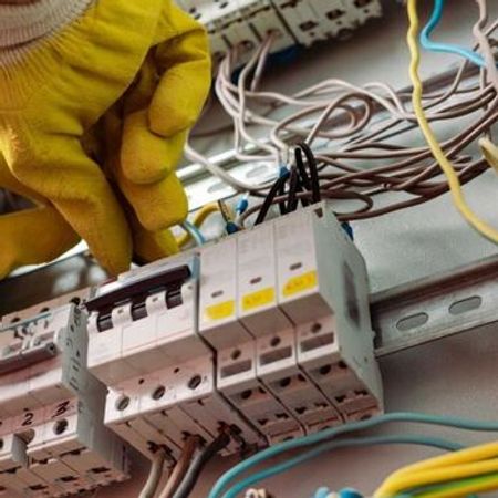 Elektrik işləri – Təmir və tikinti – ucuztap.az