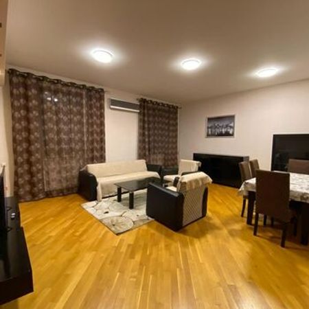 2-Otaqlı yeni tikili, Sabit Rəhman küç., 100 m² – Mənzillər – ucuztap.az