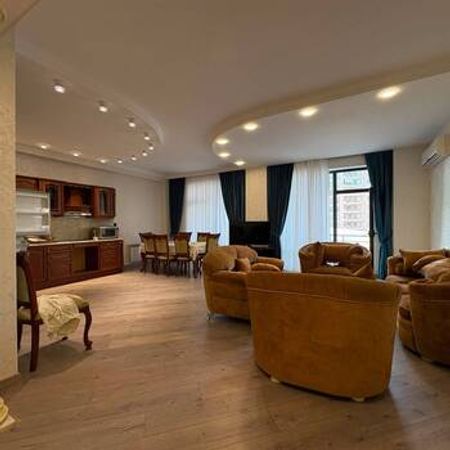 3-Otaqlı yeni tikili, Gənclik m., 120 m² – Yeni tikili – ucuztap.az