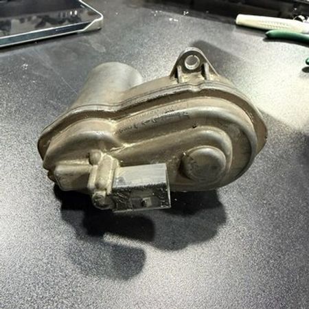 BMW G30 G20 G05 G01 əl əyləci mühərriki – Bakı – ucuztap.az