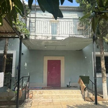 Həyət evi, Saray qəs. – Villalar, bağ evləri – ucuztap.az