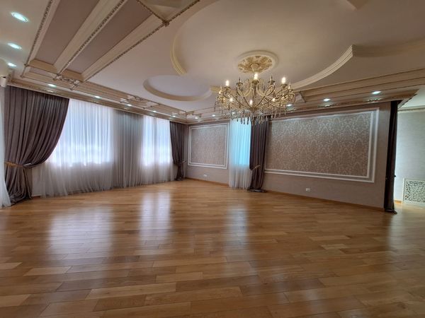 4 Otaqlı mənzil kirayə verilir, 230 m², Tbilisi prospekti, Nəqliyyat Nazirliyinin qarşısı, Bakı – Bakı – ucuztap.az